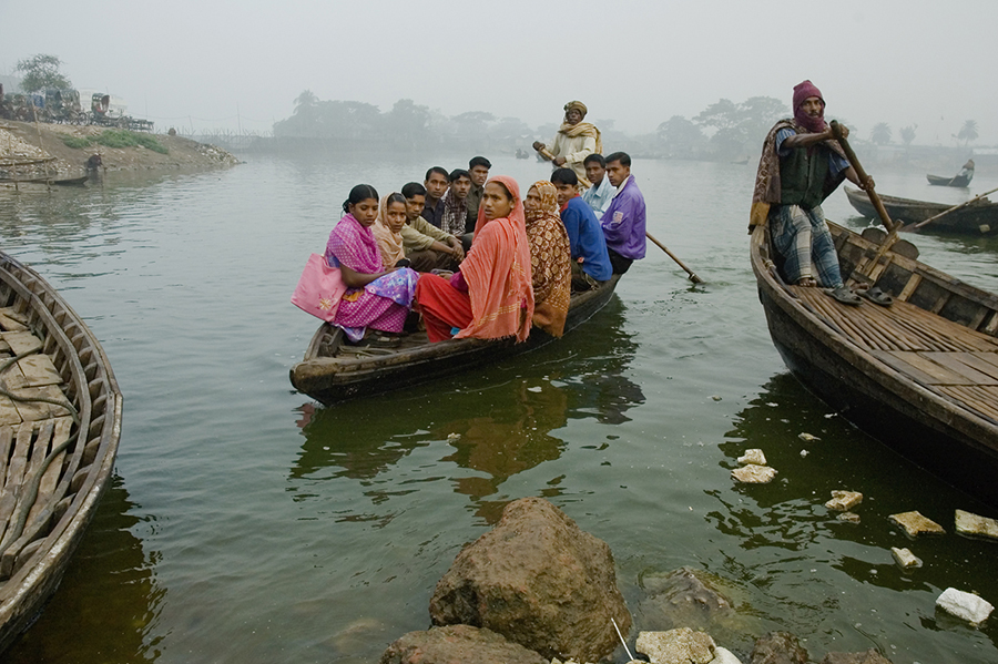 Johannes Go_Dhaka Public Transport.jpg