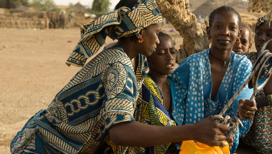 Senegal Water - Ariadne Van Zandbergen  Alamy Stock Photo2.jpg